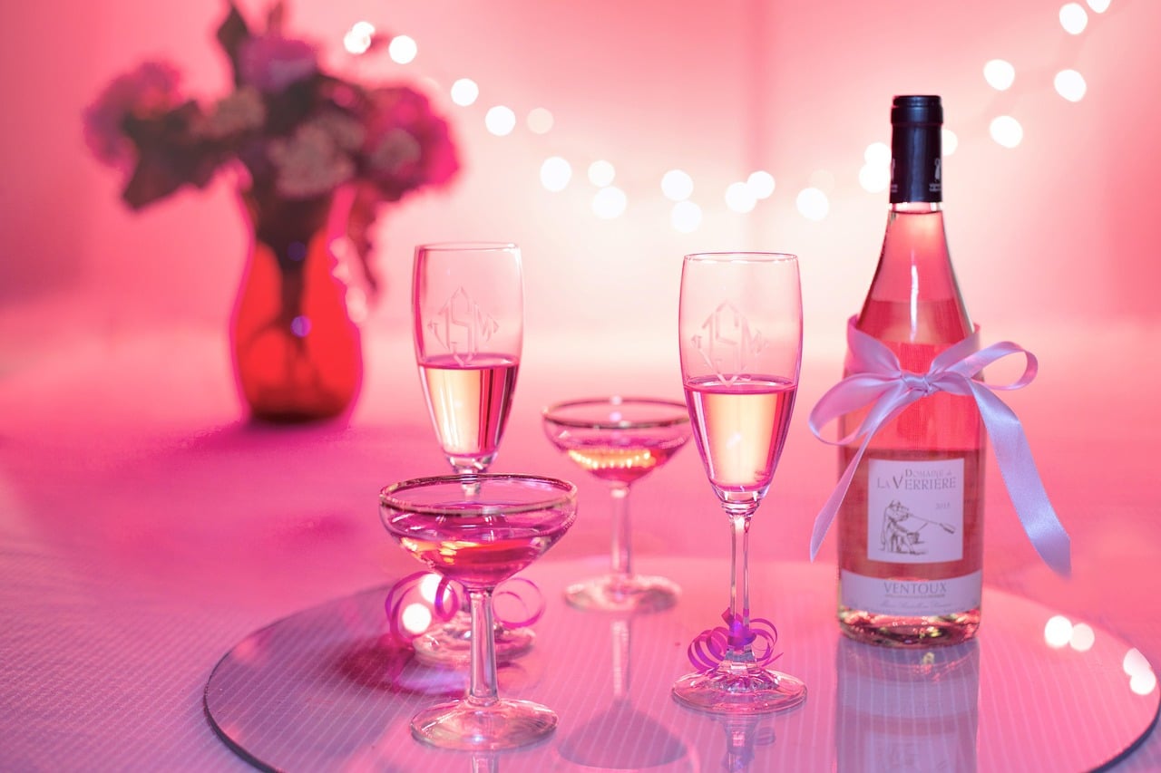 pink wine 1964457 1280
